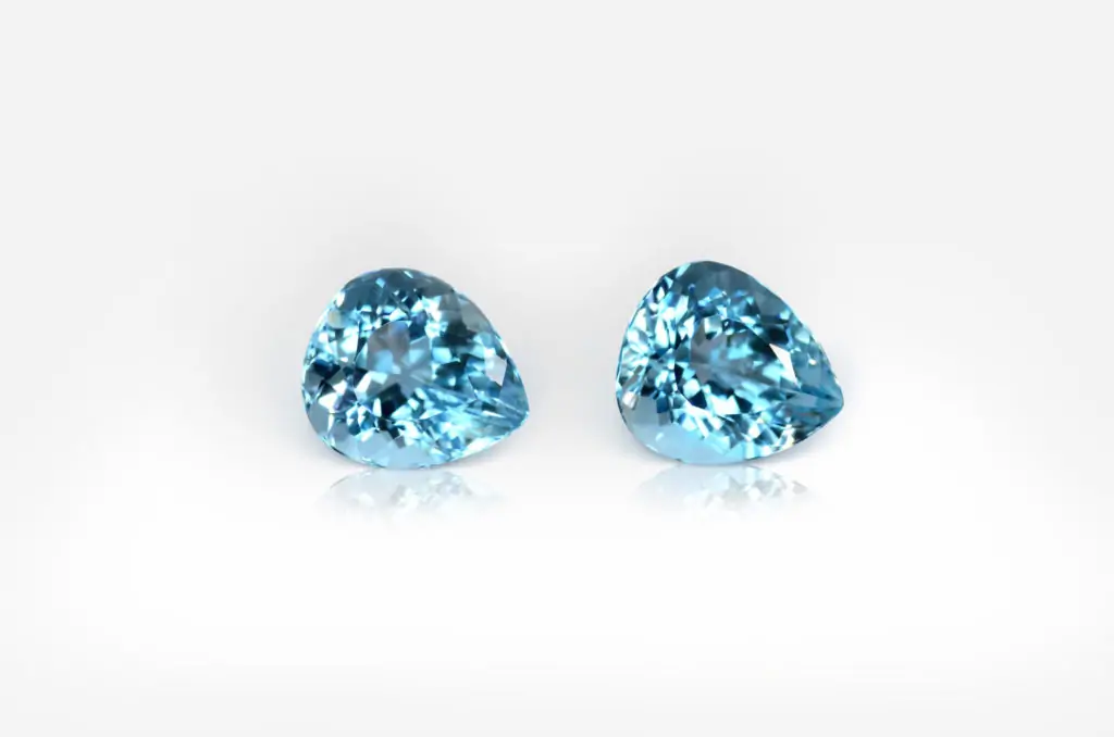 4.40 carat Pair of Pear Shape Brazilian Aquamarine