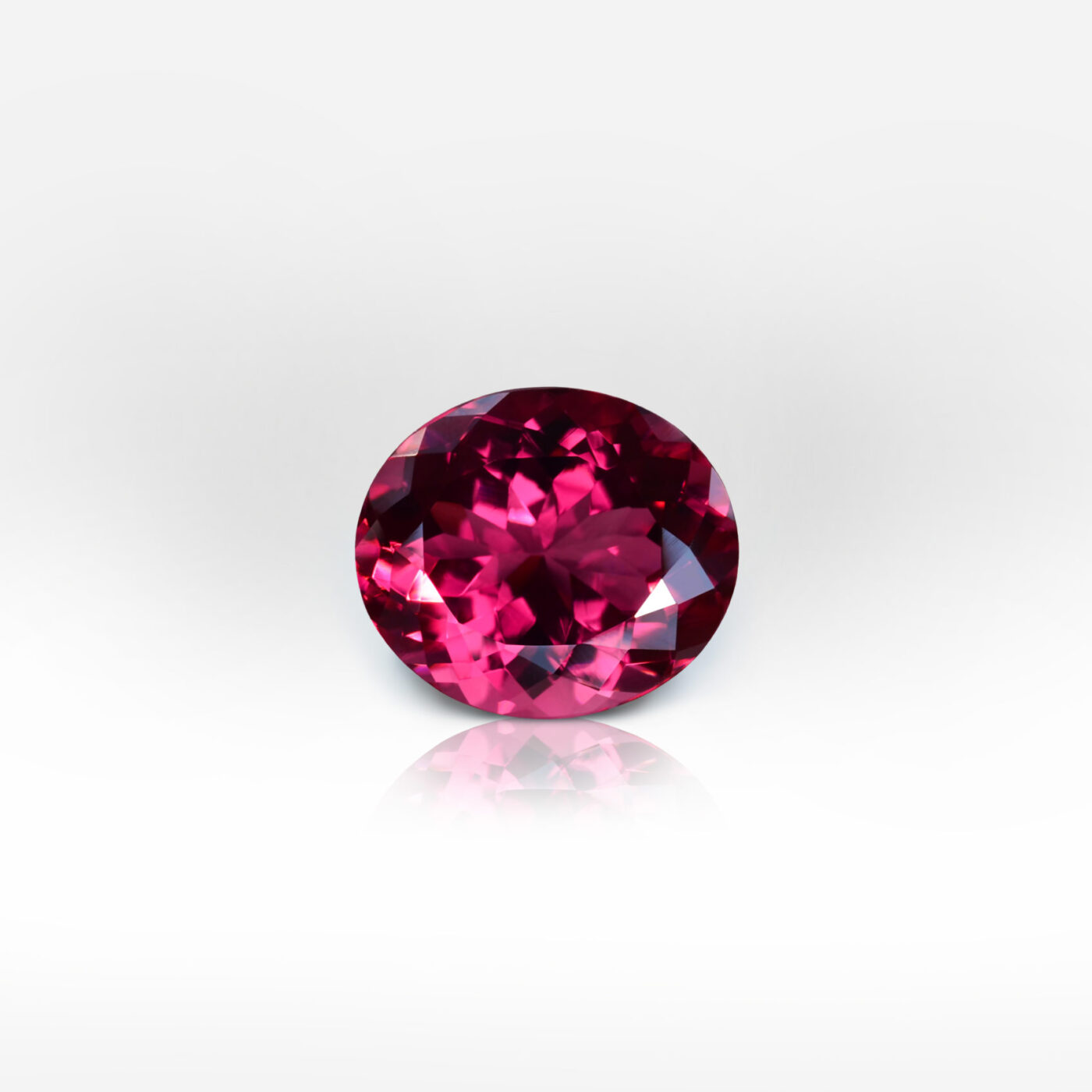 4.71 carat Oval Shape Brazilian Rubellite - picture 1