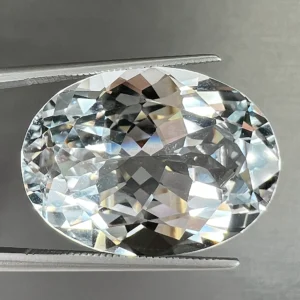 Which gemstones look like diamonds?