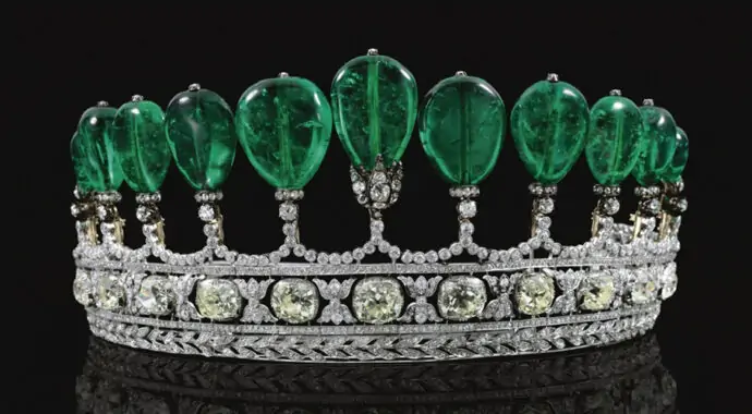 Top 5 the world’s most stunning tiaras