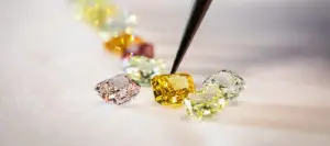 What makes diamond colored?