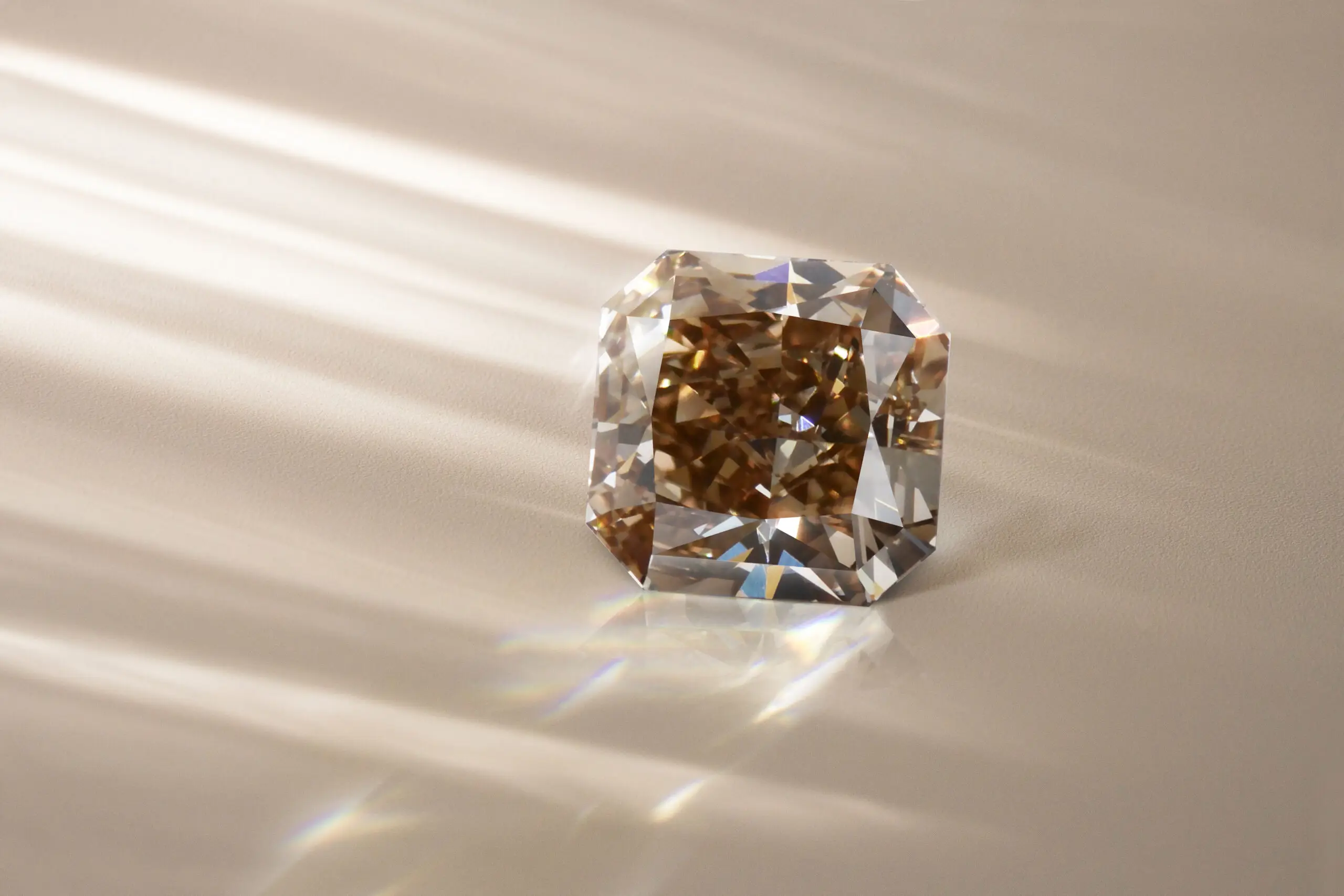 What are brown diamonds: how rare and valuable they are