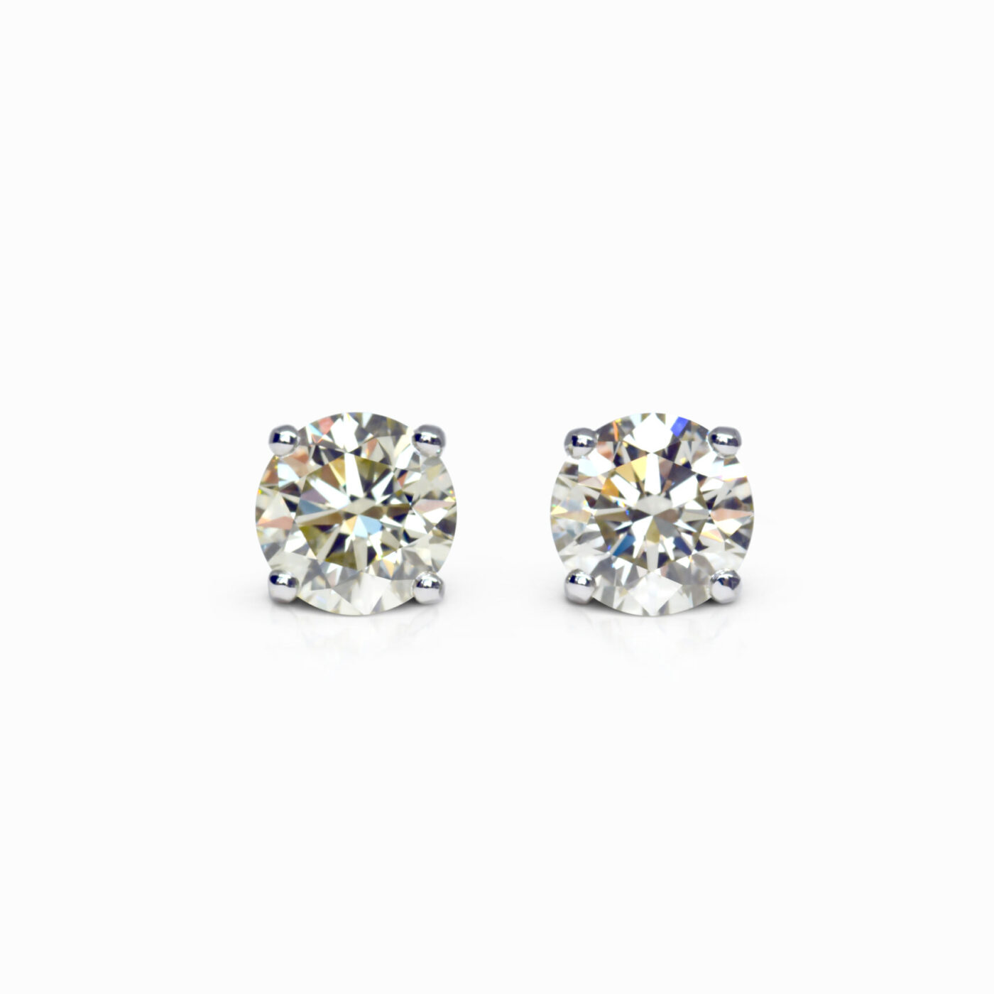 1.50 and 1.50 carat Pair of U-V / O-P VS2 Round Shape Diamonds Studs GIA - picture 1