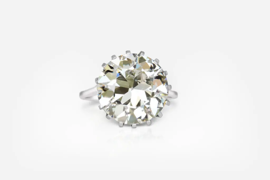 7.46 carat Q-R Circular Brilliant VS1 Diamond Ring GIA - picture 1