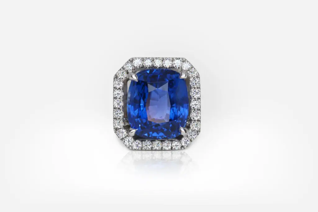 4.04 carat Blue Sapphire Cushion shape Pendant SSEF