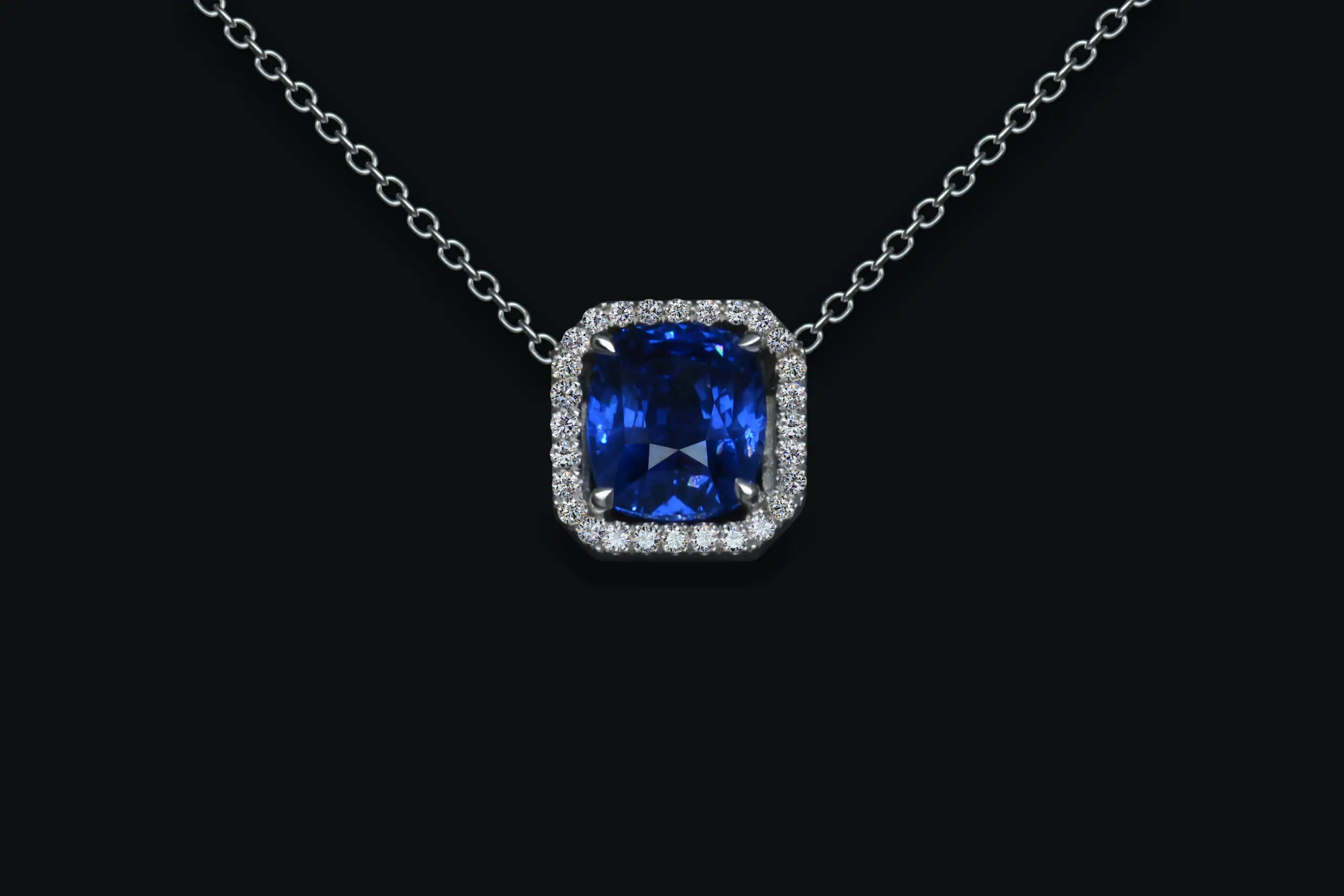 4.04 carat Blue Sapphire Cushion shape Pendant SSEF - thumb picture 1