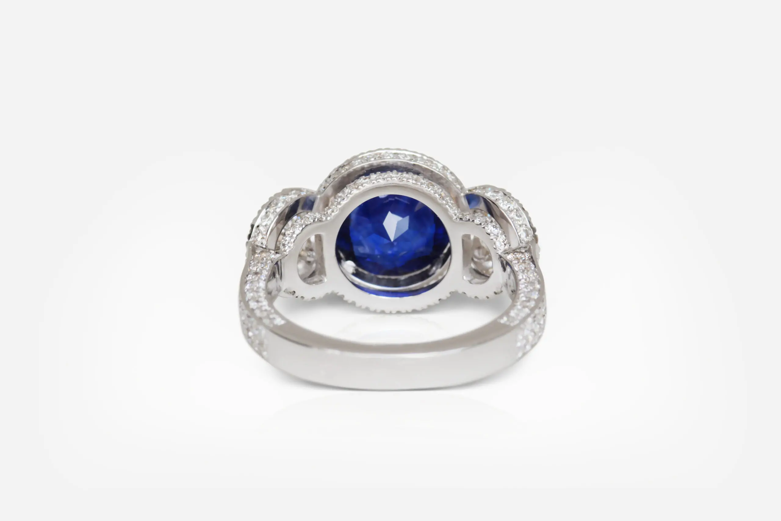 Sapphire Ring - thumb picture 1