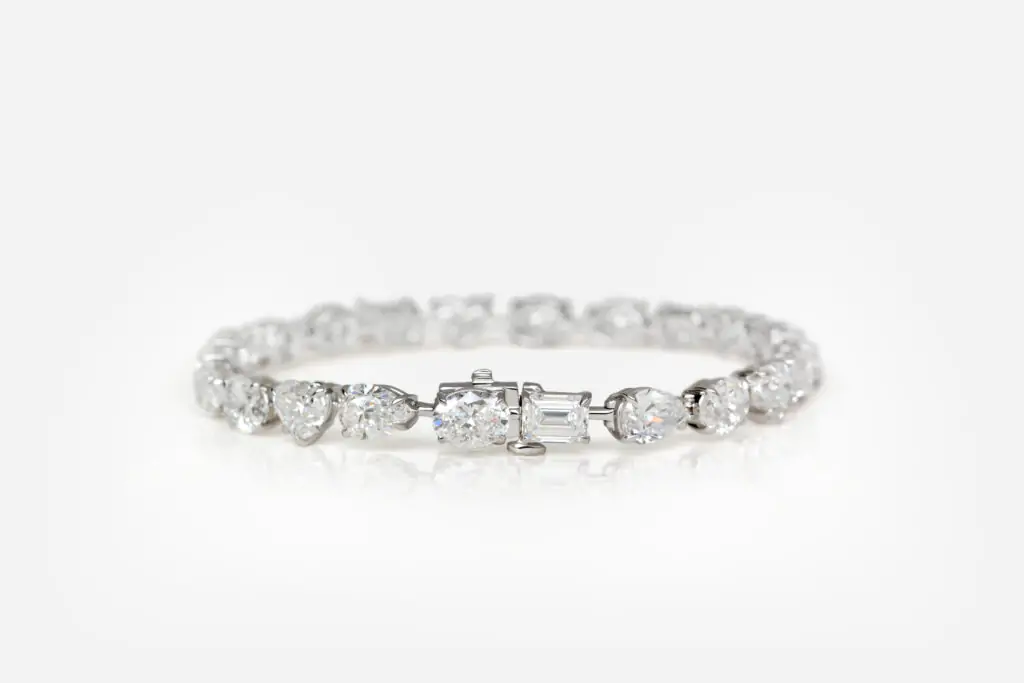 Fantasy 22 Stones Diamond Bracelet