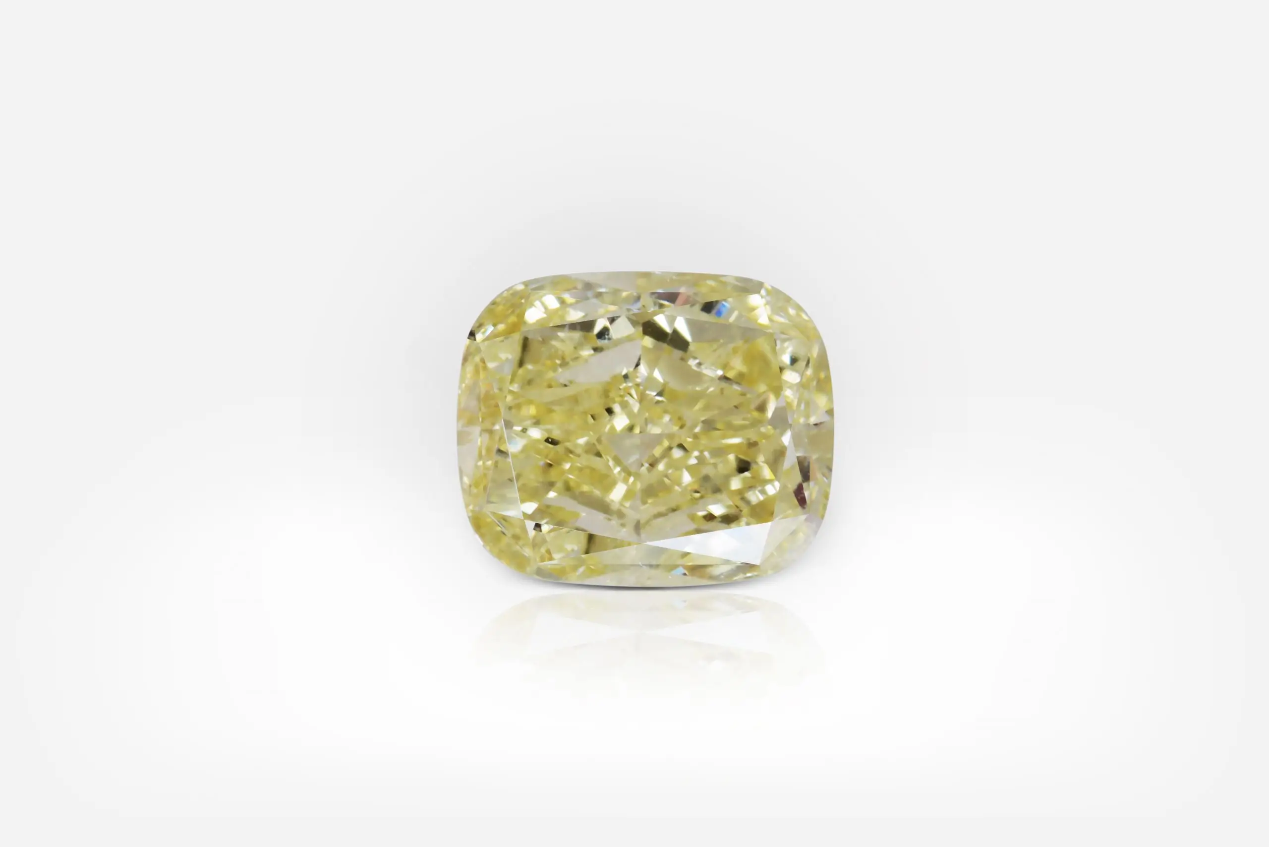 1.01 Carat Fancy Yellow Cushion Shape I1 Diamond GIA - picture 1