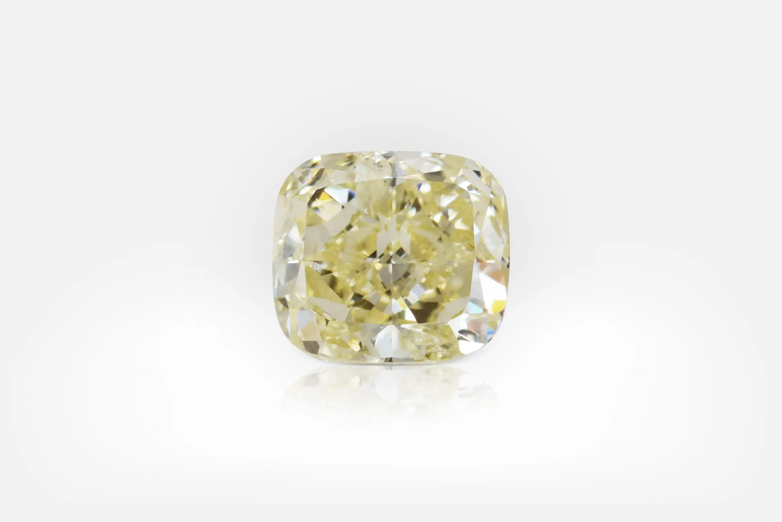 1.01 Carat Y-Z Cushion Shape I2 Diamond GIA - picture 1