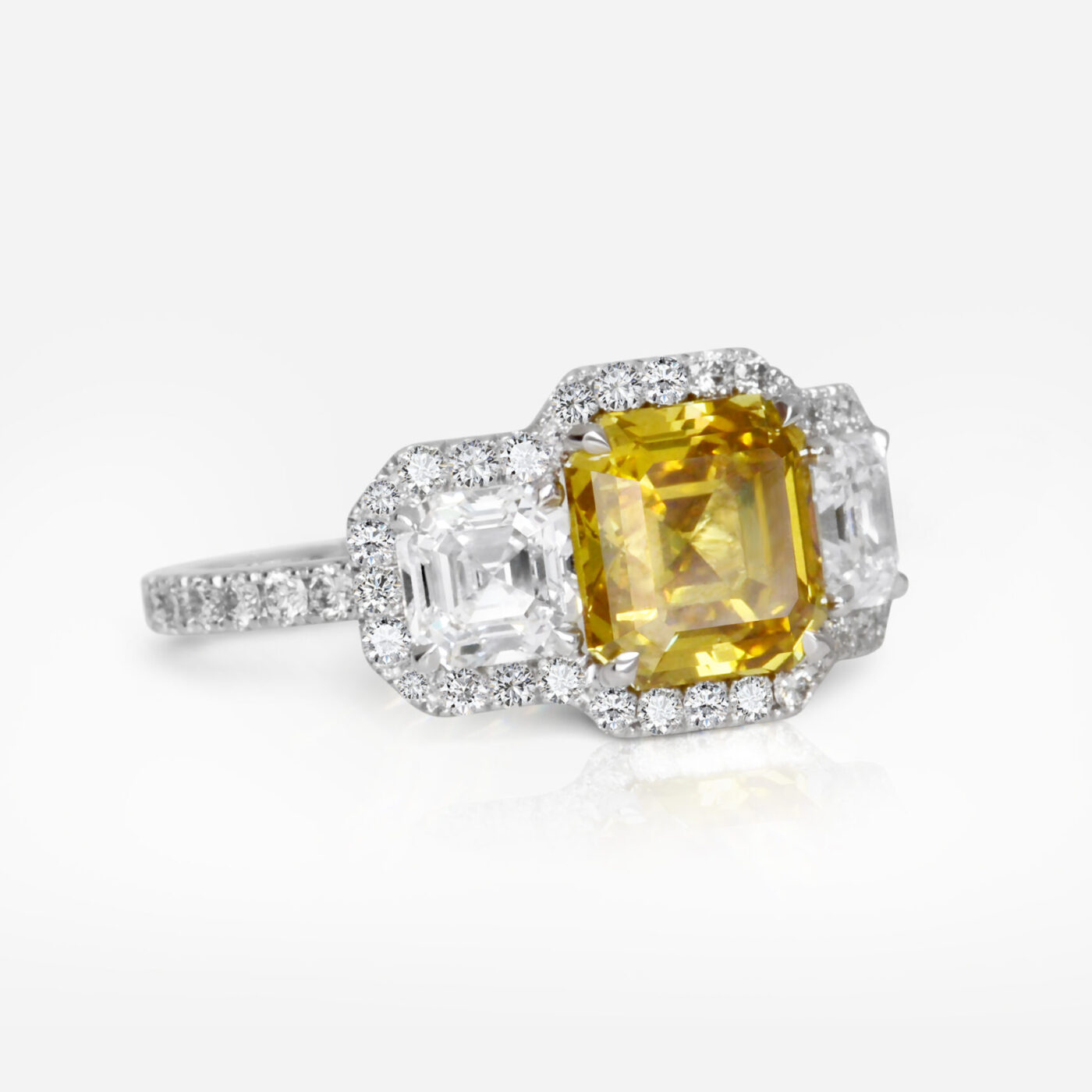 2.55 carat Fancy Intense Olive-Yellow Square Emerald Diamond Ring HRD - picture 1