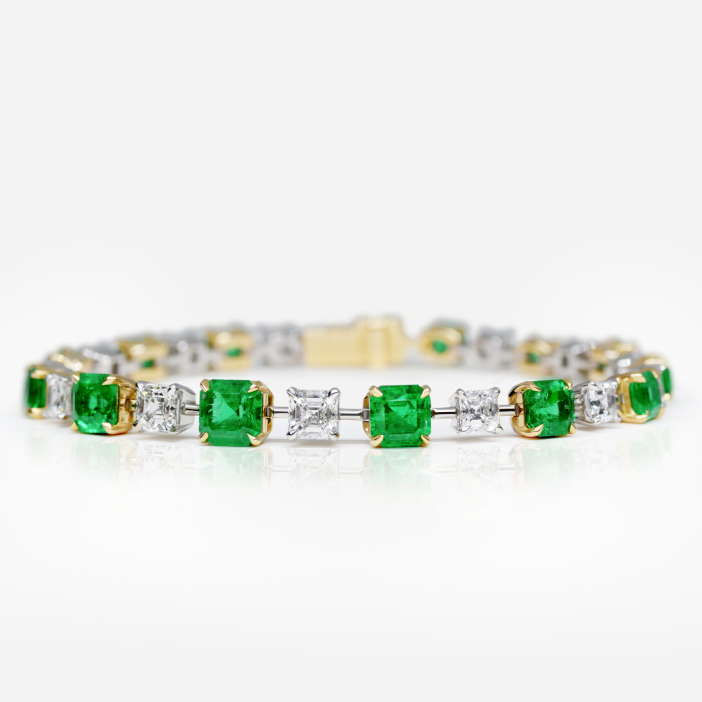 Asher Cut Emerald Diamond Bracelet - picture 1