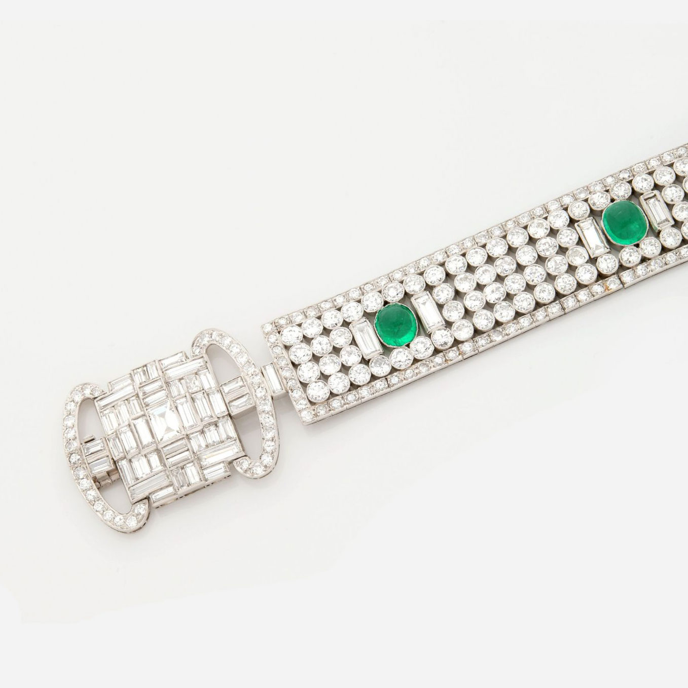 Art Deco Platinum Diamond and Emerald Ribbon Bracelet Close Up