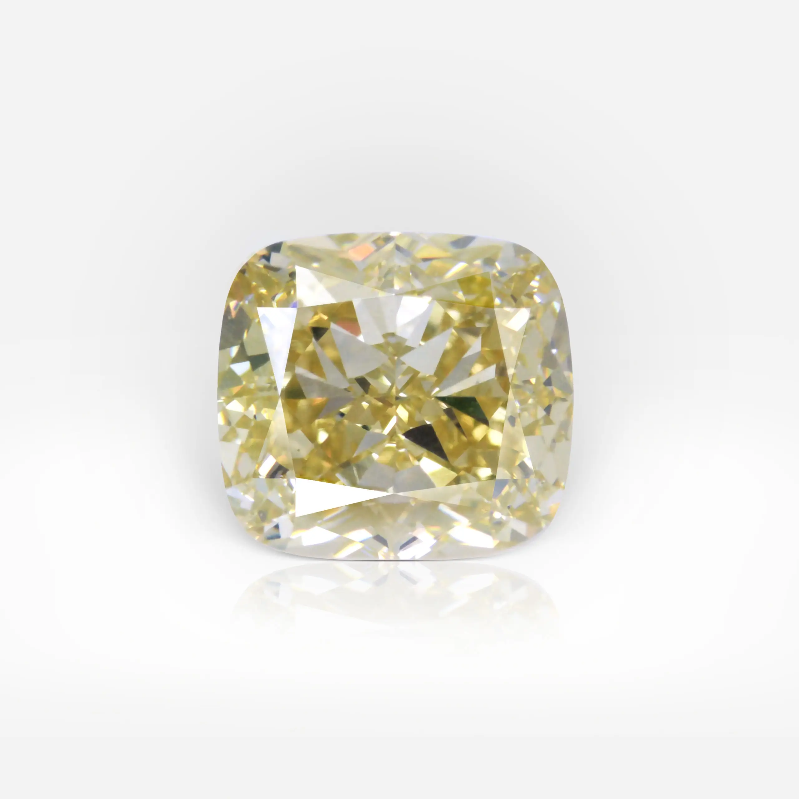 4.56 carat Fancy Orangy Yellow VS2 Cushion Shape Diamond GIA - picture 1