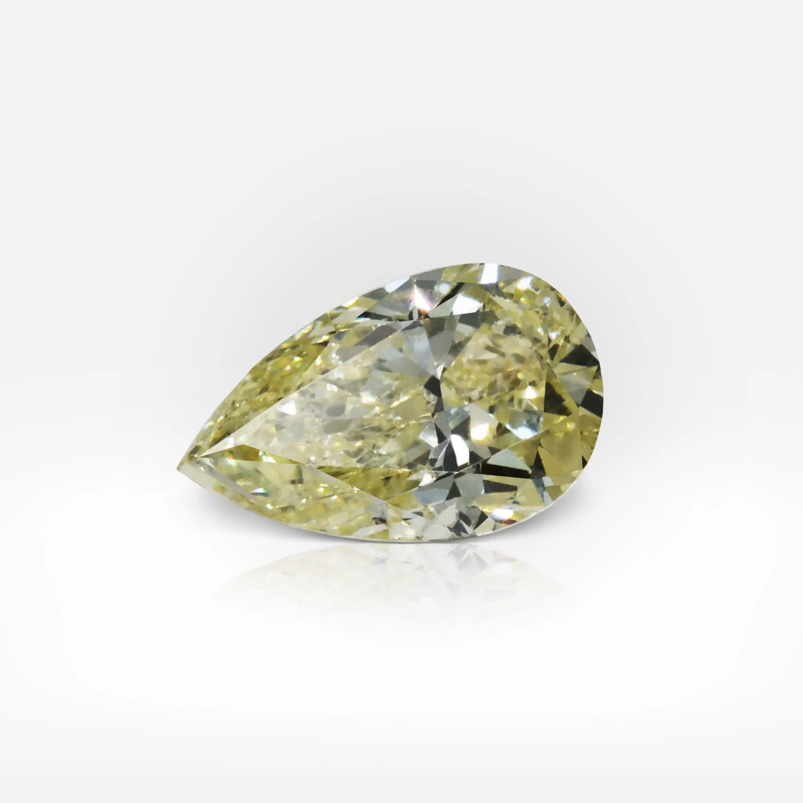 1.04 carat Fancy Light Yellow SI2 Pear Shape Diamond GIA - picture 1