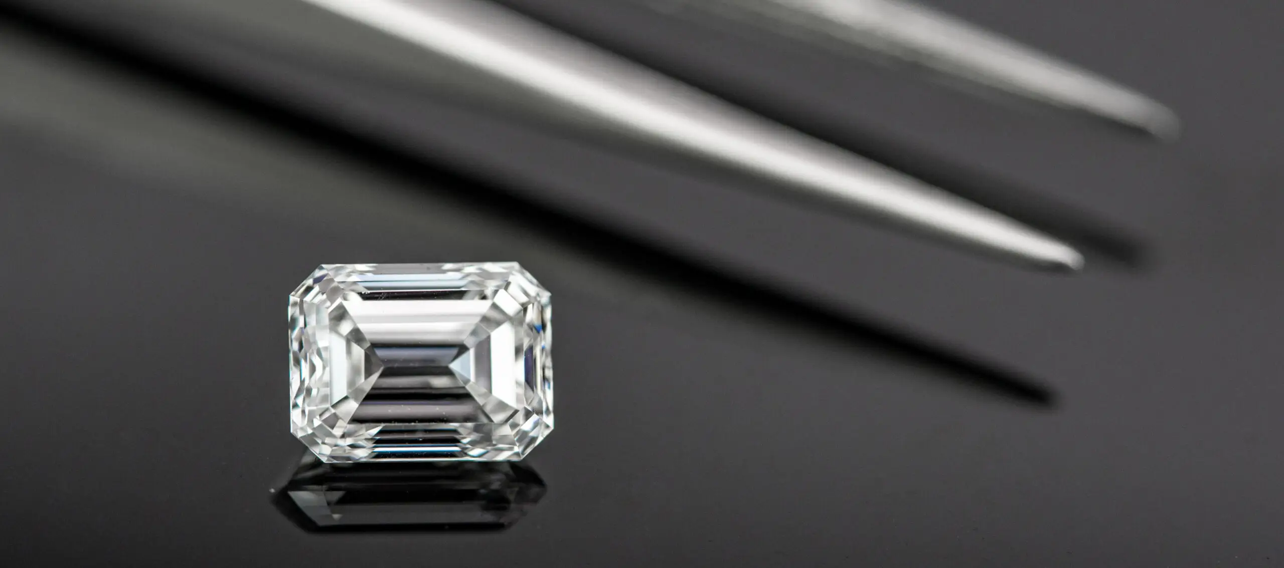 Emerald cut diamonds: the ultimate buyer’s guide