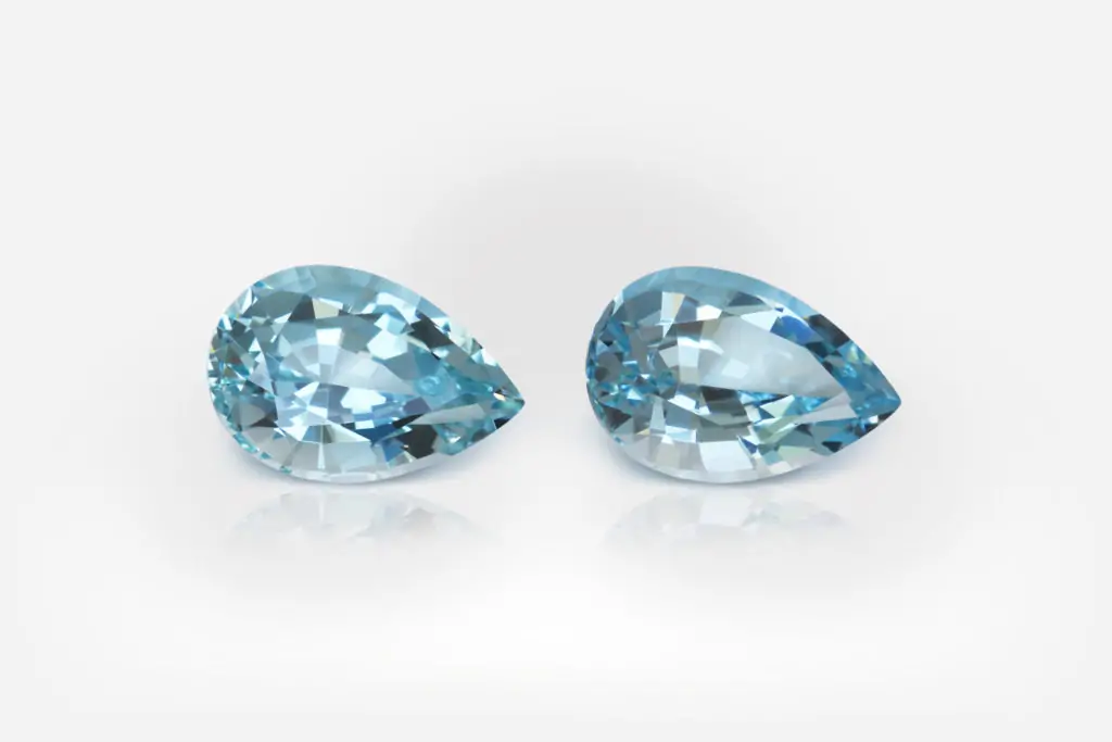 3.73 carat Pair of Pear Shape Blue Brazilian Aquamarine - picture 1