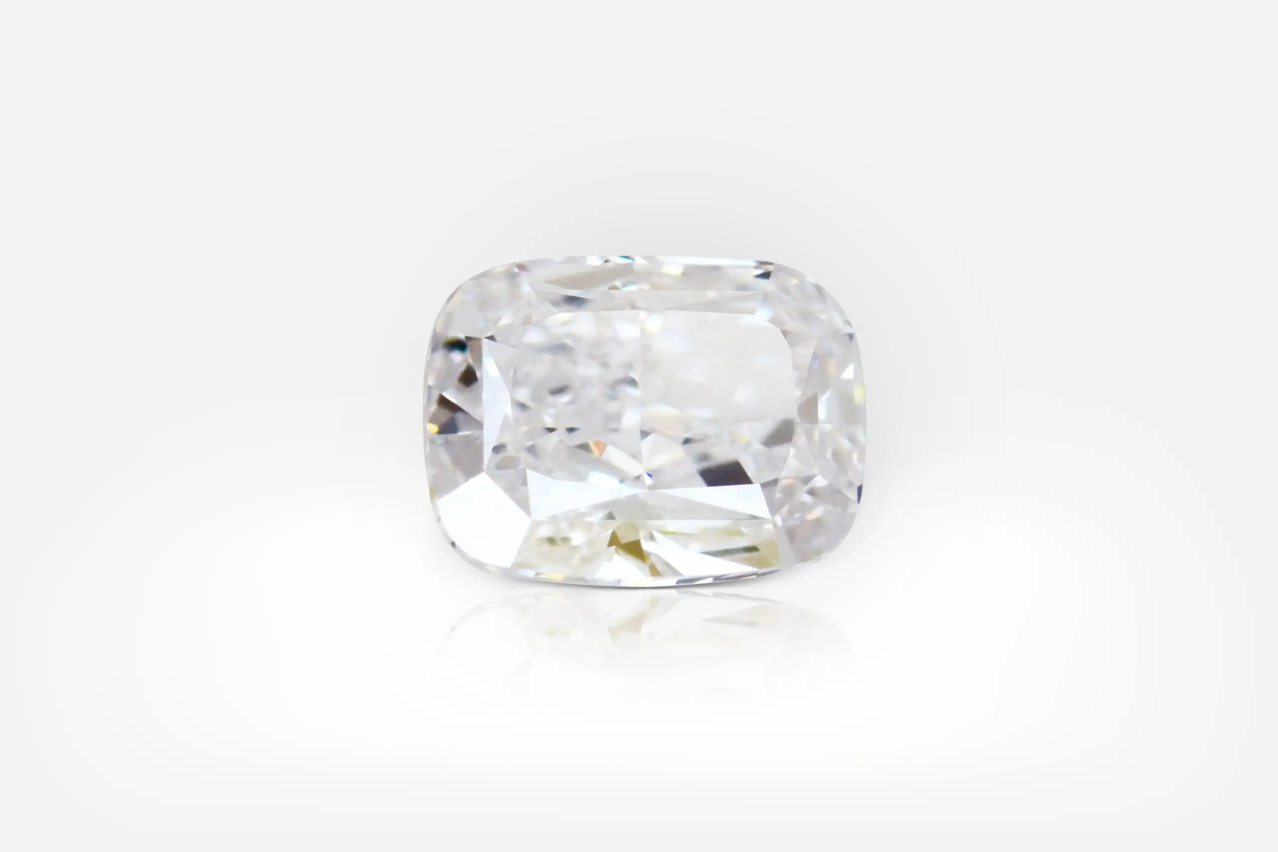 0.42 carat F VS1 Cushion Shape Diamond GIA - picture 1