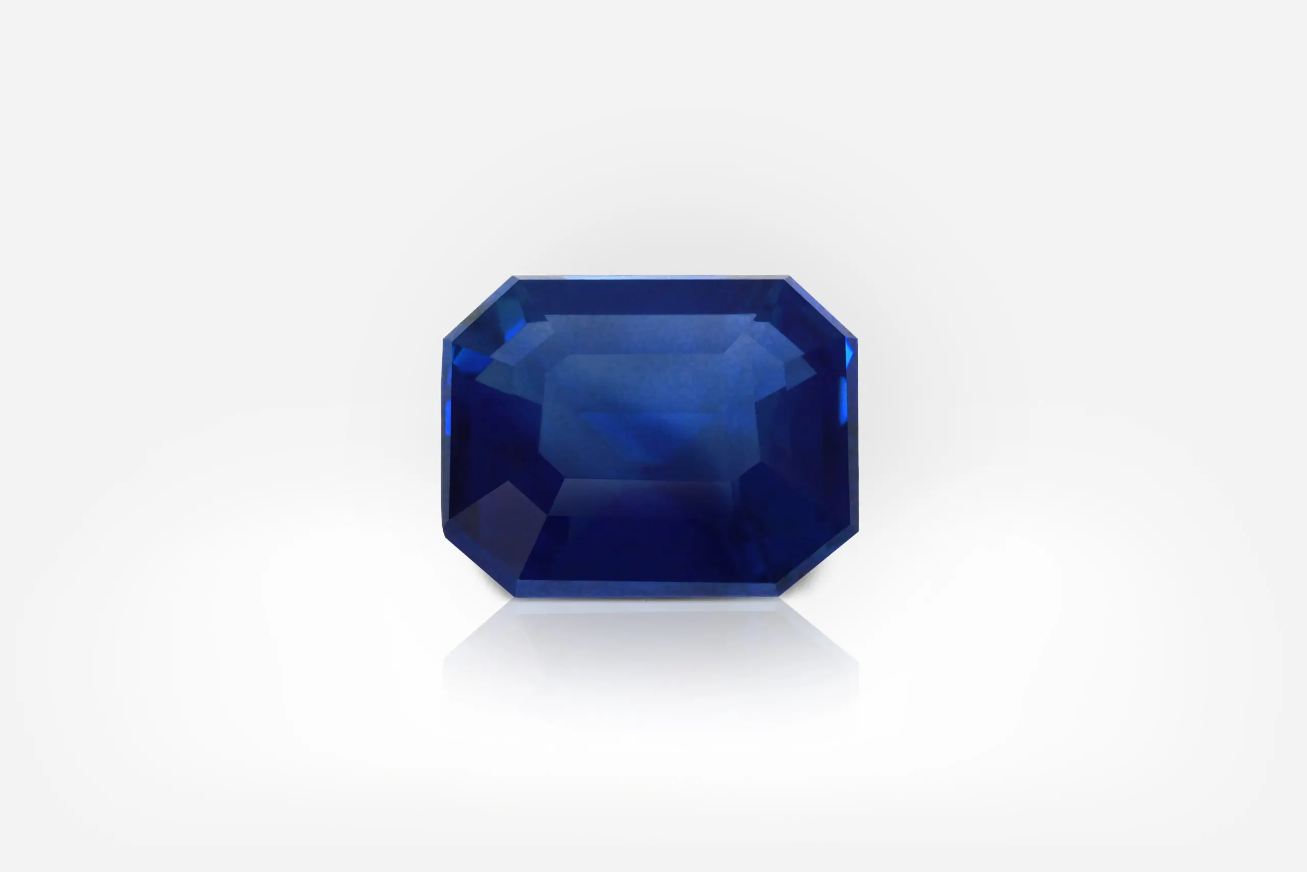 3.50 ct Octagonal Blue Sapphire GRS - picture 1