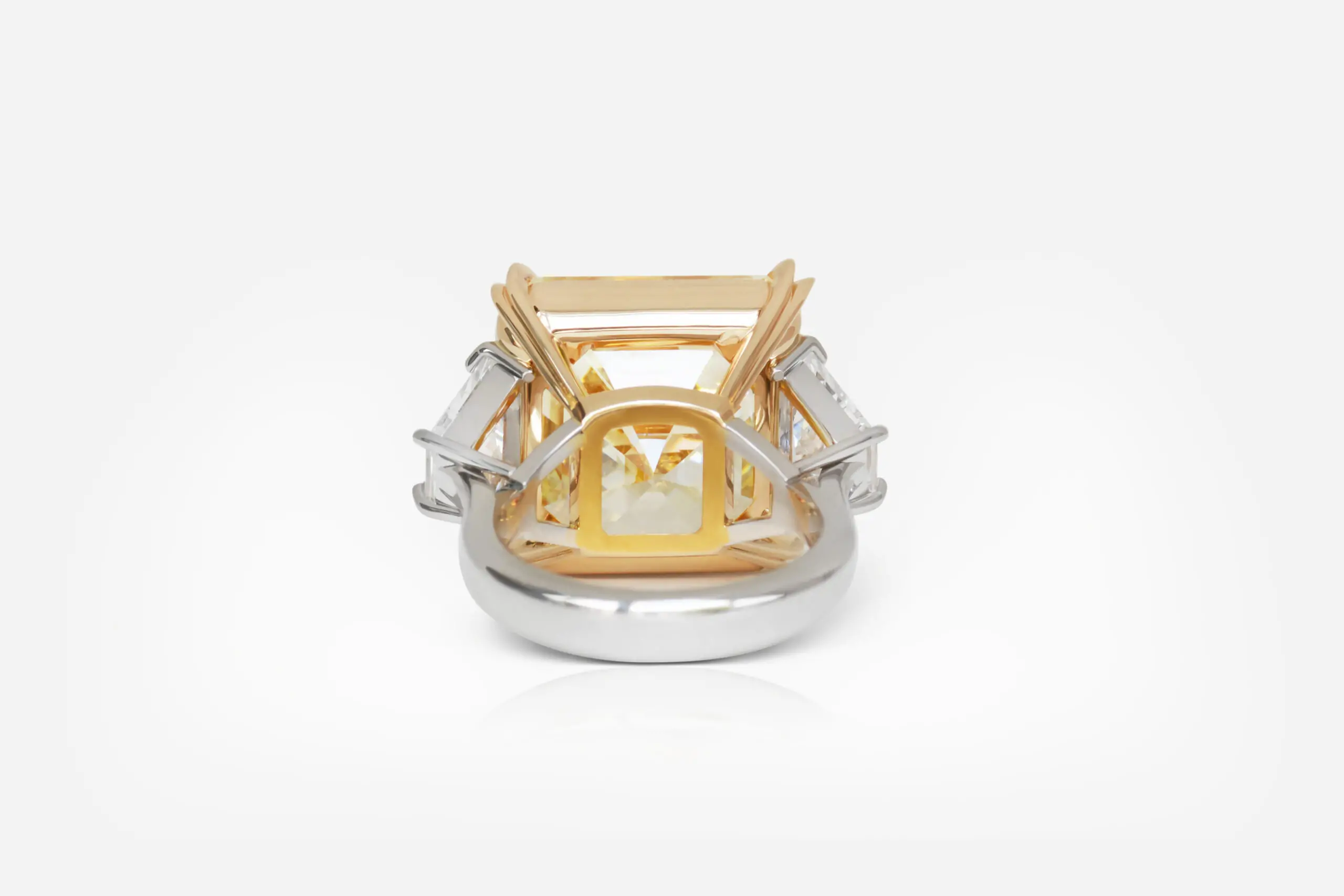 23.84 carat Fancy Yellow Square Emerald Cut VVS2 Diamond Ring GIA - thumb picture 1