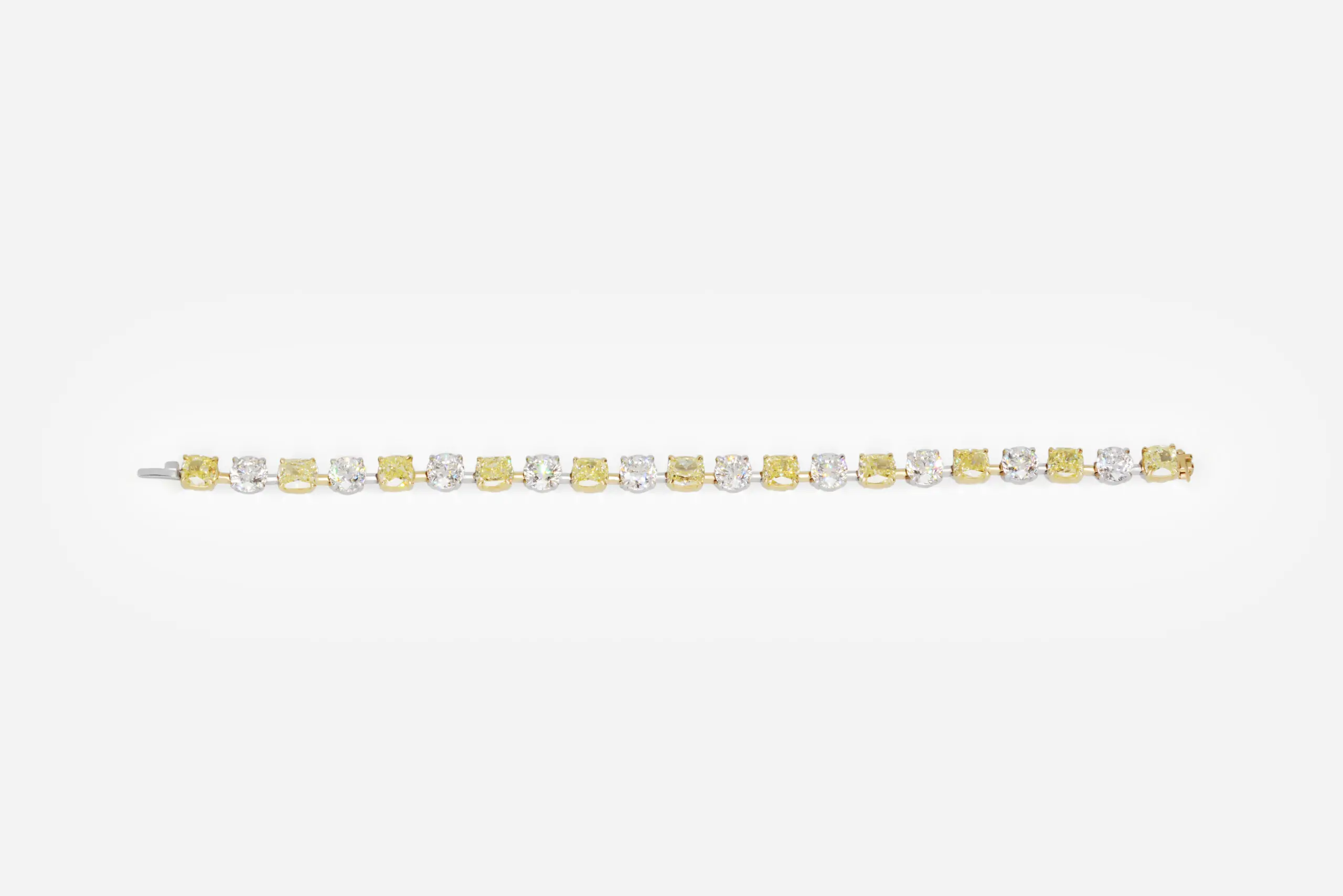 21 carat F-H / Fancy Yellow Round / Cushion shape Diamond Bracelet - thumb picture 1
