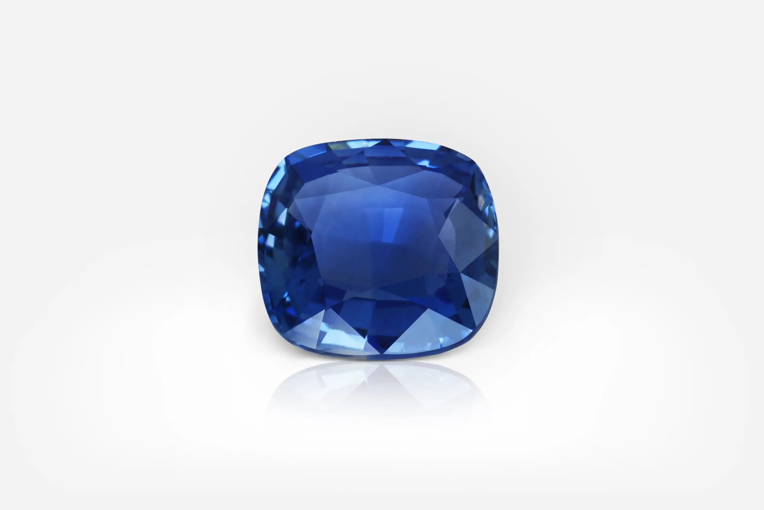 3.08 carat Blue Sapphire Cushion Shape - picture 1