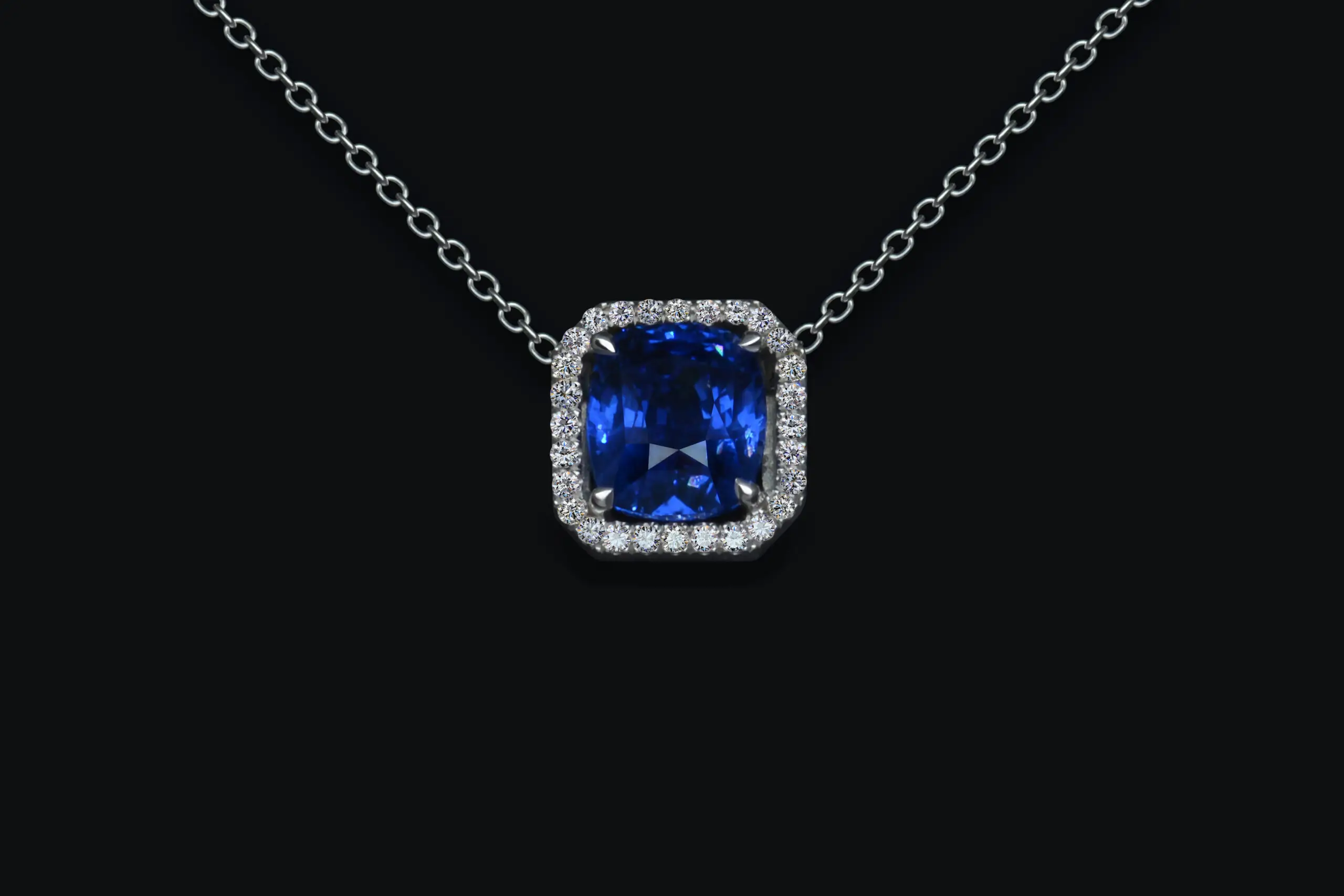4.04 carat Blue Sapphire Cushion shape Pendent SSEF - thumb picture 1